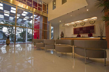 Lampion Hotel Solo エクステリア 写真